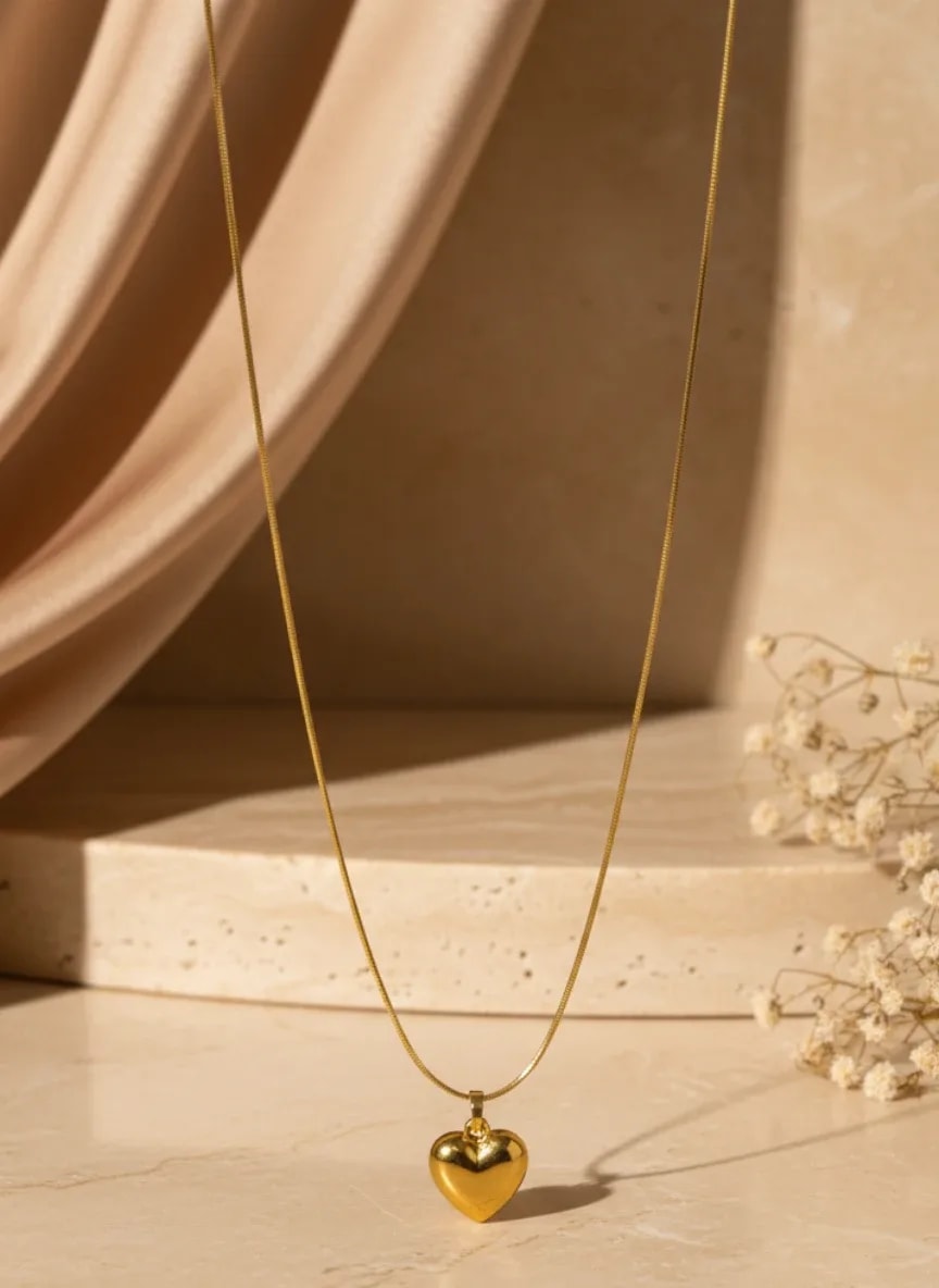 Gold-Tone Heart Pendant Necklace jewellery